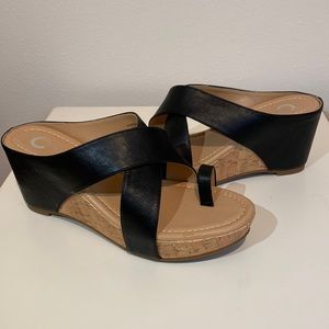Black RAYNA Journee Collection wedges. Size 8